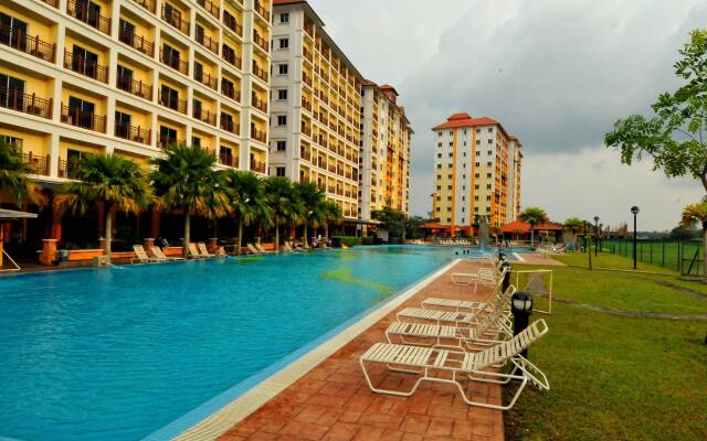 Suria Service Apartment Hotel