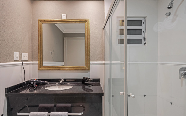 Rockefeller by Slaviero Hotéis