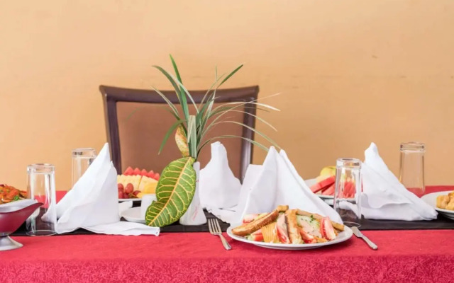 Studio Suite in the Royal Suites Hotel