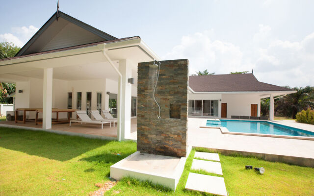 Villa Baan Lalle Pool and Spa