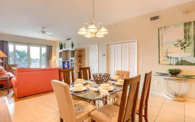 206 Harborview Grande