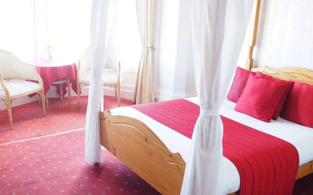 Swn Y Mor Hotel