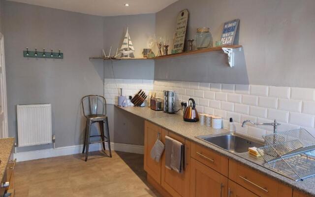 Llandudno apartment, quirky pub with tropical beer garden