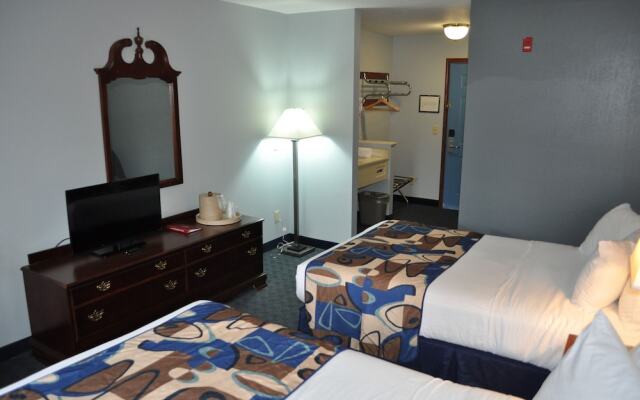 Grand Islander Hotel