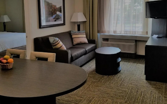 Candlewood Suites East Syracuse - Carrier Circle by IHG