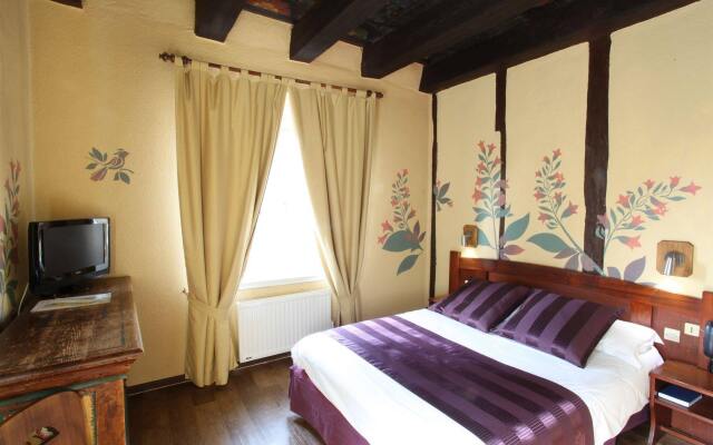 Hotel De La Couronne