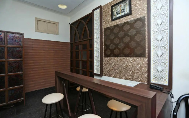 Green hotels and restaurant