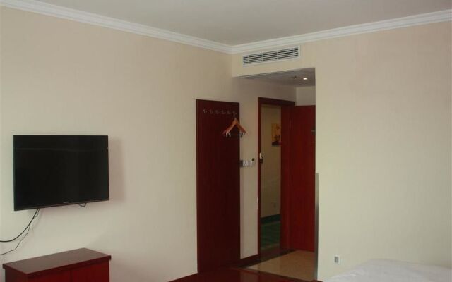 GreenTree Inn Shanghai Wild Zoo DaChuan Freeway Express Hotel