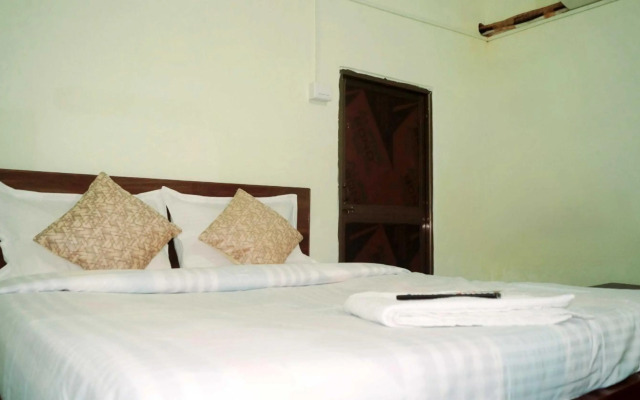 OYO HOME 70169 Mishra Suites