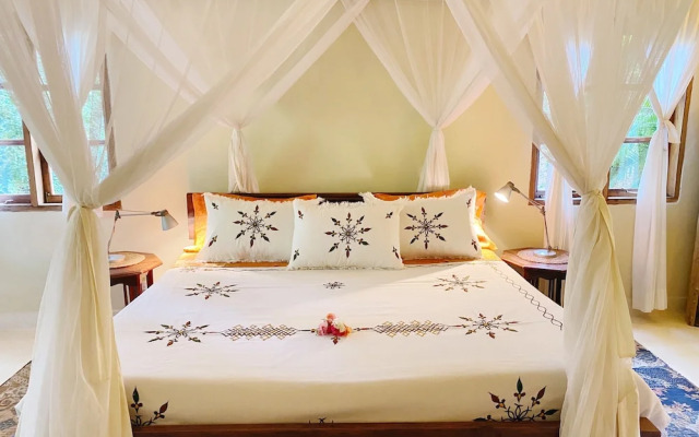 Allamanda Oleander Suite by YourHost