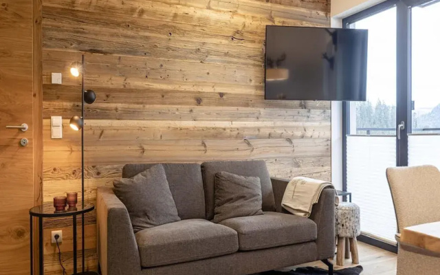 Premium Apartment With Balcony