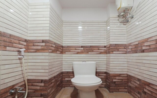 Sujatha Nirmala Convent Road by OYO Rooms