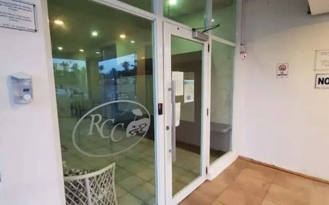 Sunbay Beach 2BDR Oceanview Pool Parking