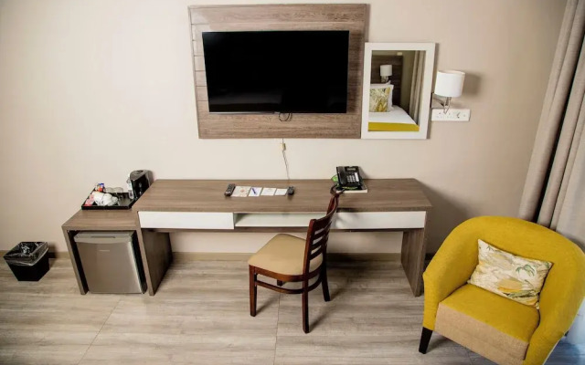 Two Rivers Hotel