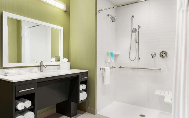 Home2 Suites by Hilton Menomonee Falls Milwaukee