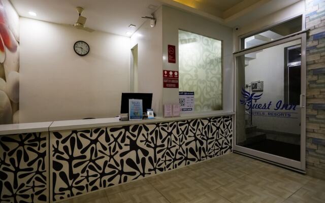 OYO 10271 Hotel Guest INN