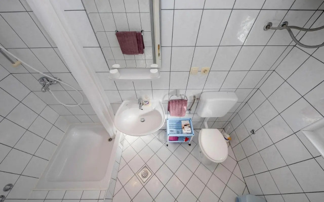 Apartments with a parking space Palit, Rab - 4971