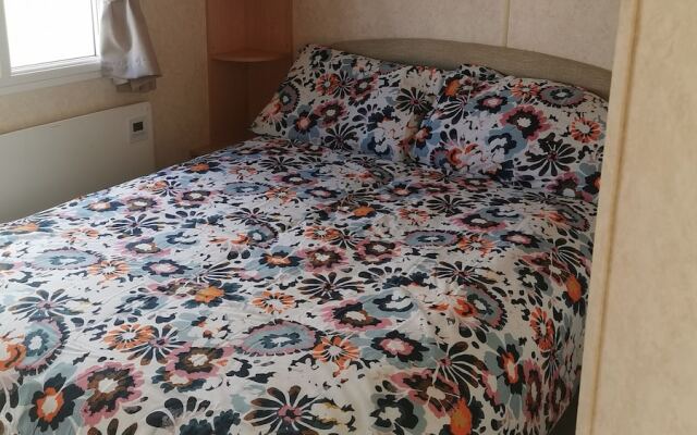 Plum 1 Coral Beach Ingoldmells 3 bed 8 Berth