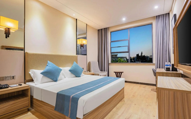 Xixi Hotel ( Xiangyang Aviation Road Xiang Zhou No. 1 Middle School)