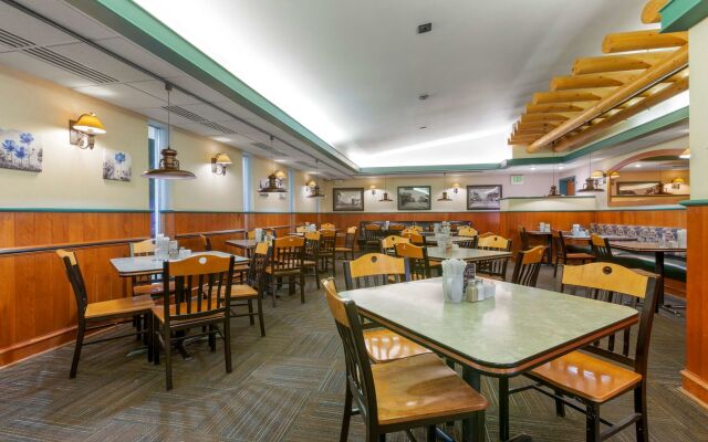 Best Western Plus Clocktower Inn