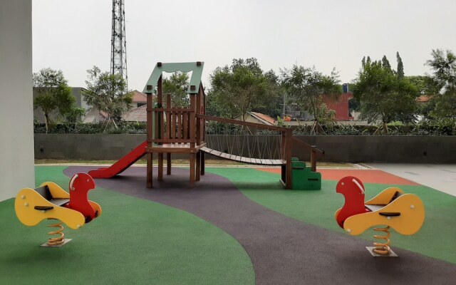 Cozy Place @ Studio The Breeze Bintaro Plaza Apartment
