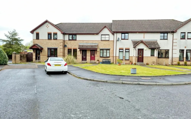 Spacious Family Home In Glasgow