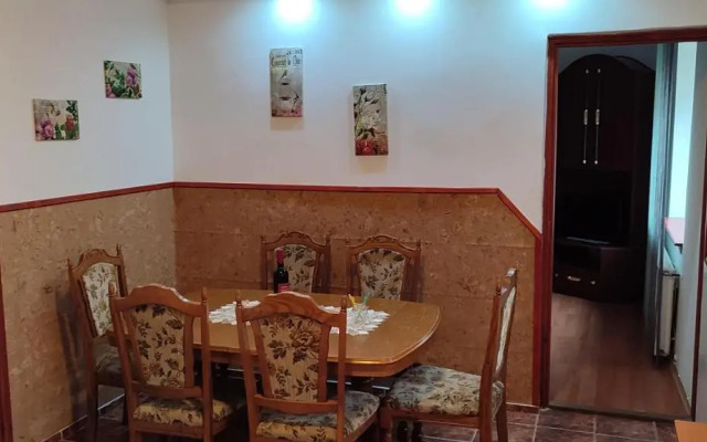 Lugas Apartman