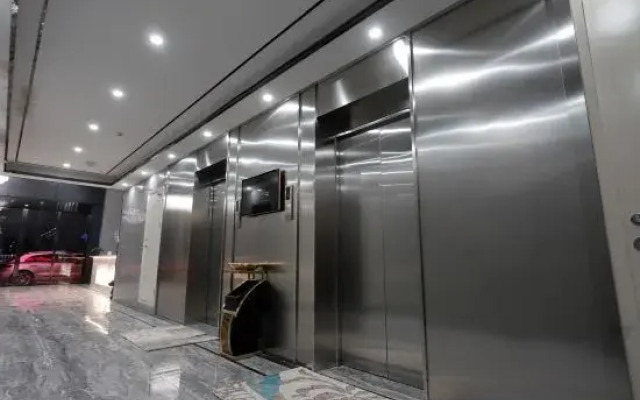 Holiday Inn Huoqiyunman