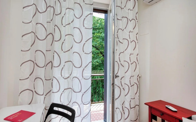 Bright Shelley Apartment