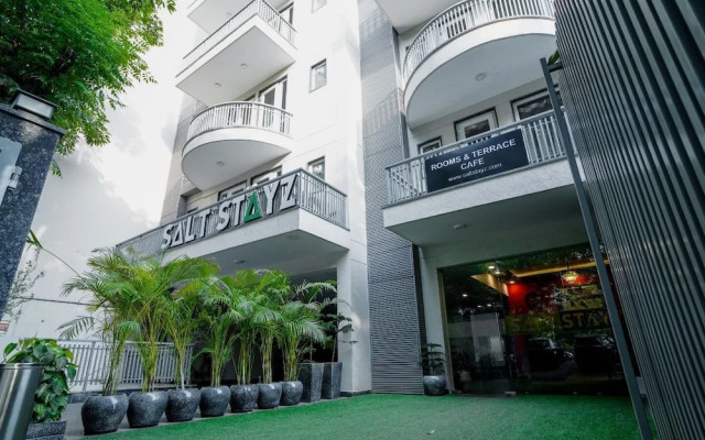 Saltstayz Select - Huda City Center