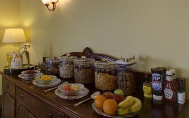 Church House - Guest House