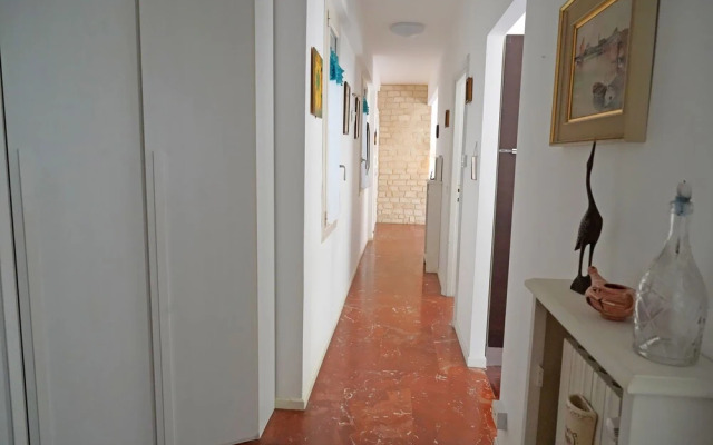 Balcony Flat Near the Center by Wonderful Italy