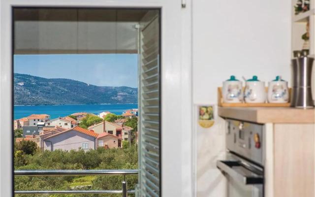 Holiday Apartment Seget Vranjica 02