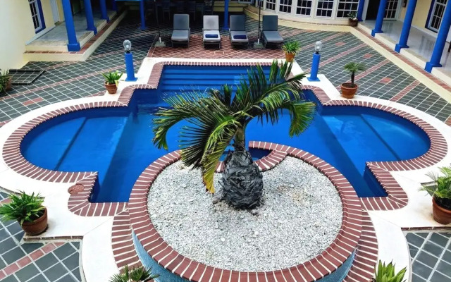 Howe Boutique Suites