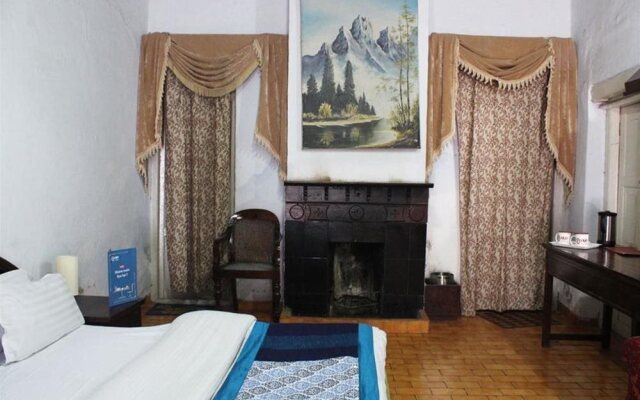 Royal Hotel