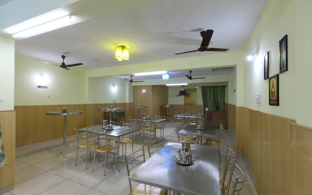 OYO 10449 Hotel Le Sai