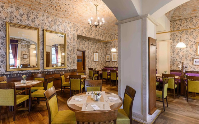 Mercure Szekesfehervar Magyar Kiraly Hotel