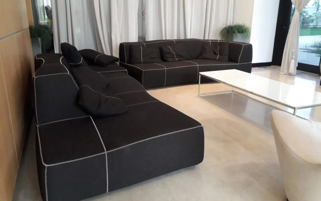 Bat Yam Luxery 4BR Sea View Suite
