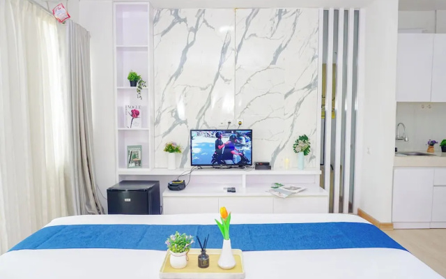 Nice Studio at Sentul Tower Apartment – Guest Rooms – Citaringgul