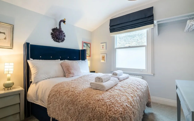 Immaculate Designer Home in Wandsworth