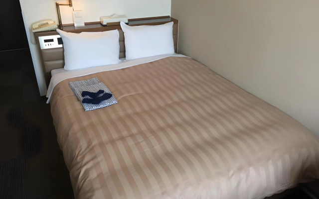 Hotel Sun Plus Yutaka – Guest Rooms – Izumisano