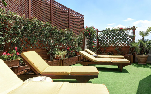 Marcella Royal Hotel - Rooftop Garden