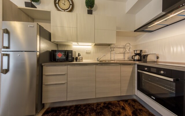 Lux Suites Nova APartments Westlands