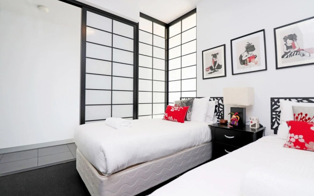 Fitzroy, Street Art - Rejuvenate Stays