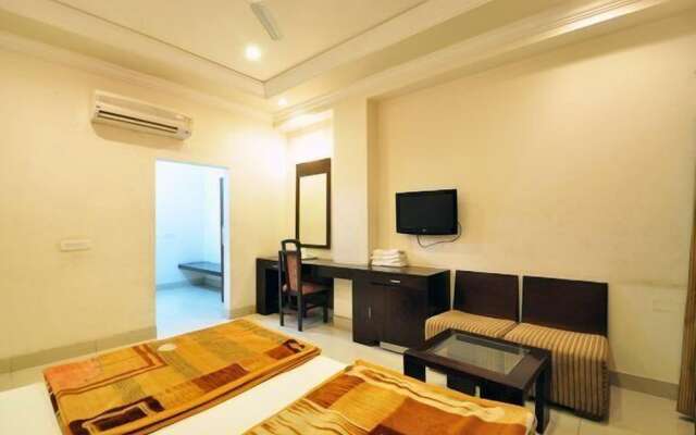 Hotel Raj Darbar