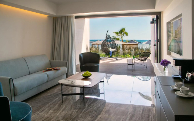 Mercure Larnaca Beach Resort