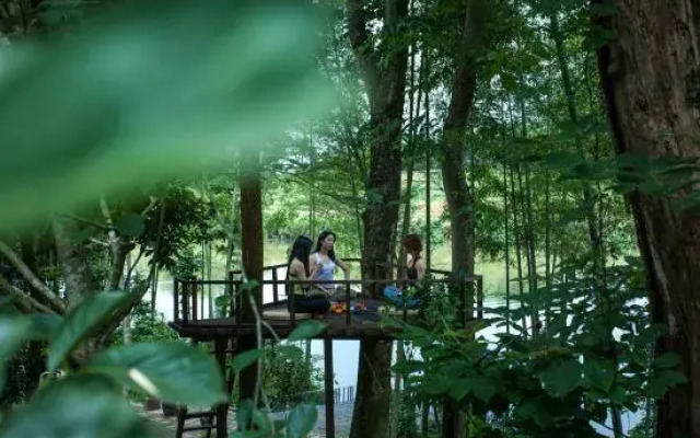 Yichuan Yisu River View Senxi Hostel