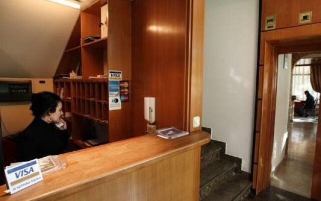 Hotel MB