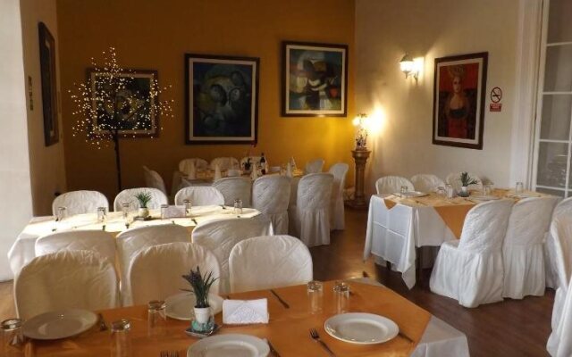 Hotel Colonial