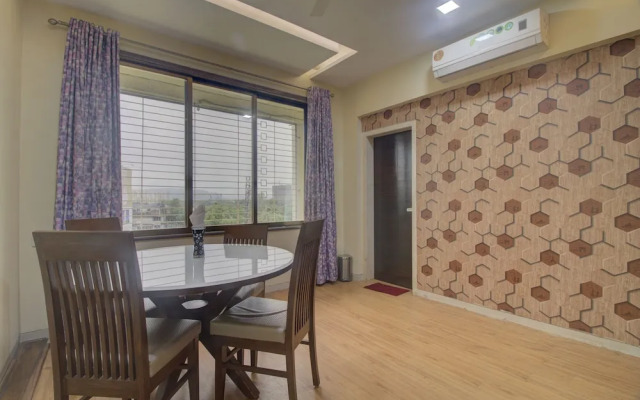 OYO 7158 Hotel Kushala Executive Inn